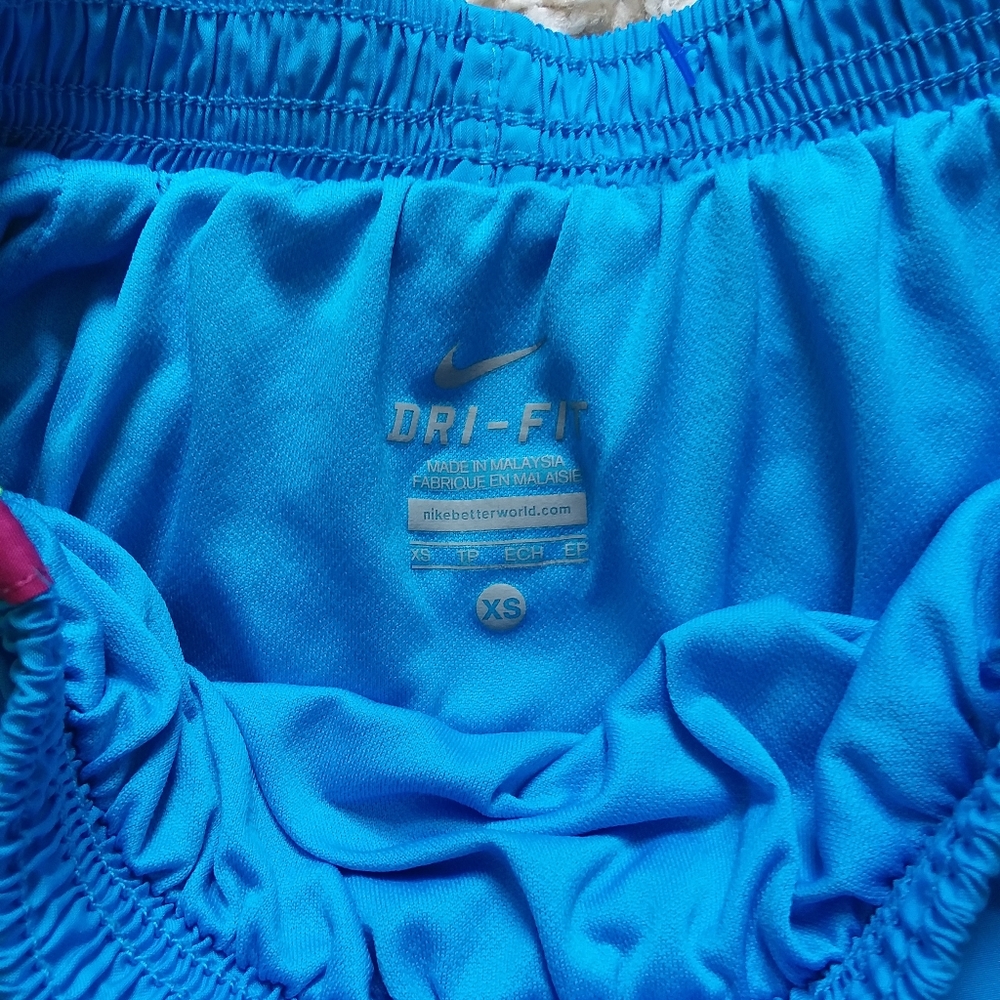 Nike Dri-FIT blue shorts - Picture 3 of 4